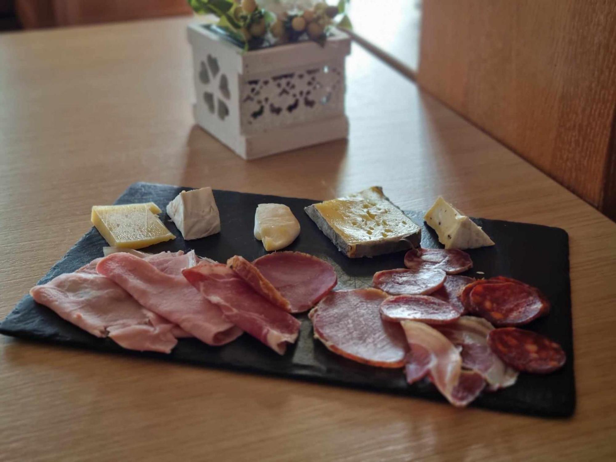 Logis Hotel Schaeffer- Restaurant Le Saint Georges Serrières-en-Chautagne Екстериор снимка