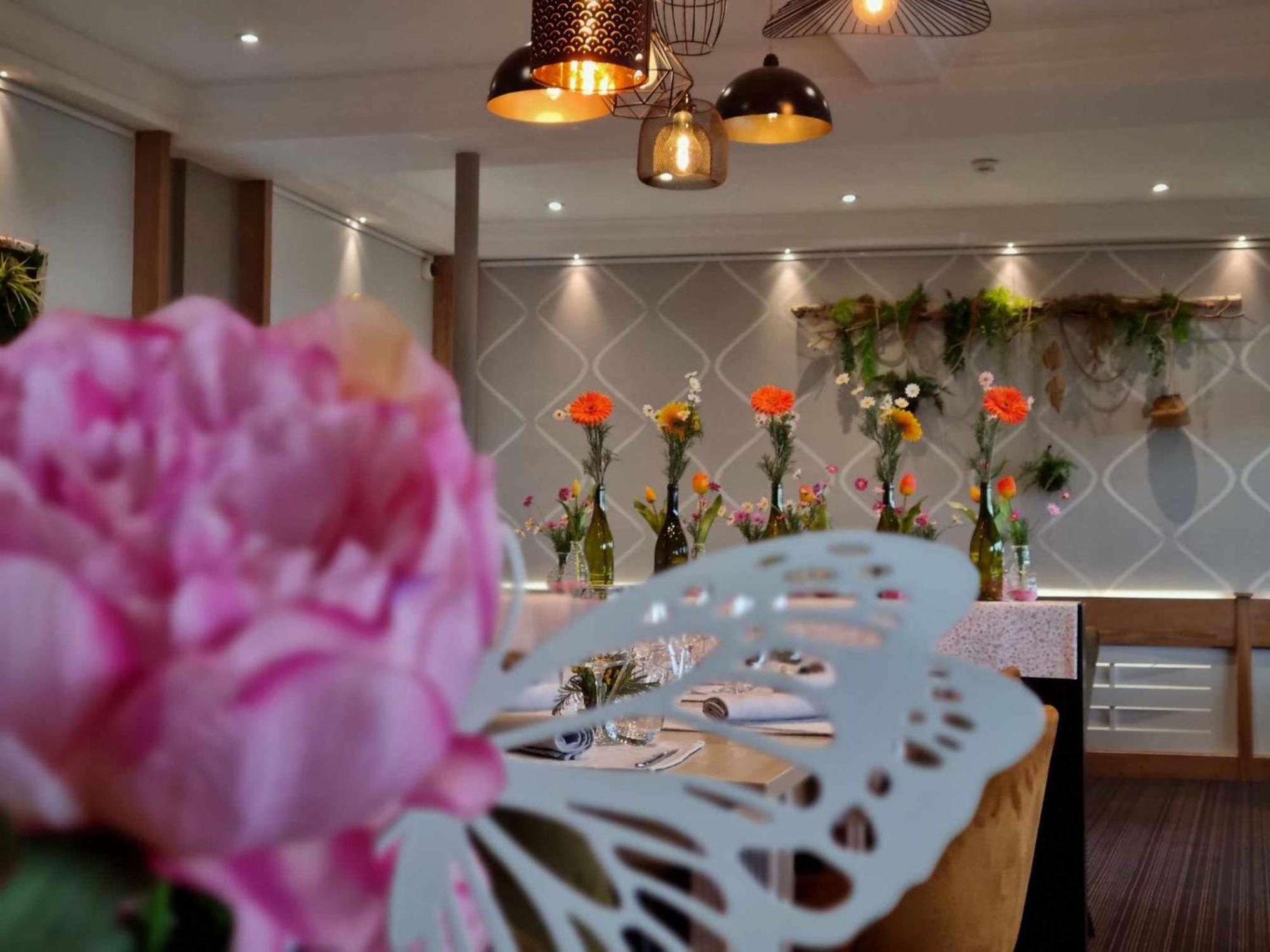 Logis Hotel Schaeffer- Restaurant Le Saint Georges Serrières-en-Chautagne Екстериор снимка